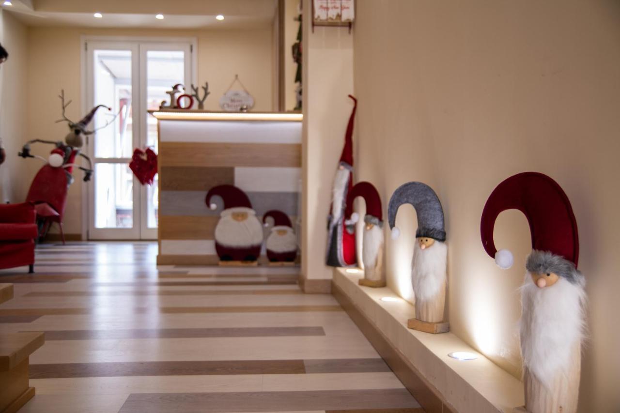 Abete Bianco - Albergo del Natale Camigliatello Silano Exterior foto
